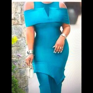 Curves fitting teal dress